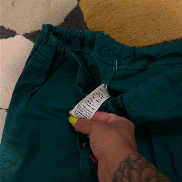 Scrub pants - Picture 2 of 3